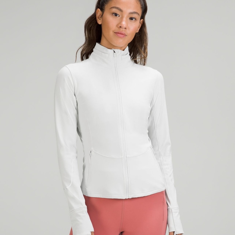 lululemon athletica Nulux reflective Jacket Size 6 color vapor